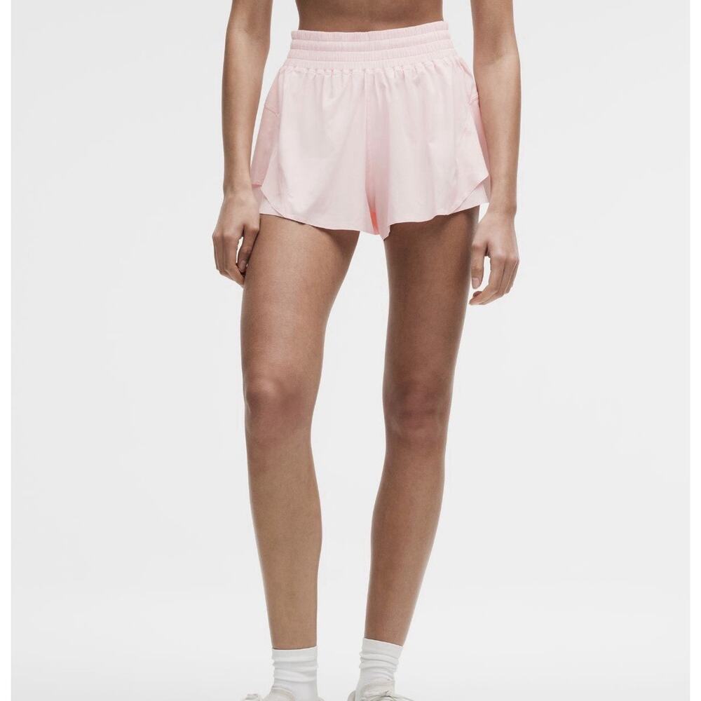 NWT Lululemon Shake It Out High-Rise Run Short 2.5" Swift Pink Pearl - Size M - Picture 3 of 4